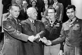 I worked for 1.5 years at a fortune 200 company in miami. Rodolfo Hernandez 82 Dies Awarded Medal Of Honor The New York Times