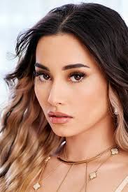 Aira Lee's Instagram, Twitter & Facebook