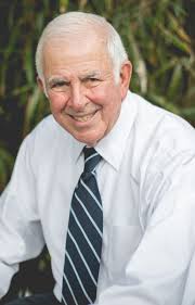 Dick Weiner, a 'mensch's mensch,' recipient of Human Service Award