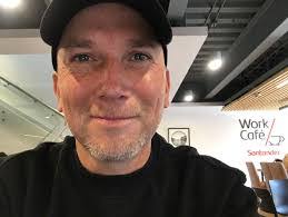 Blanca Arenas's Instagram, Twitter & Facebook