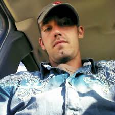 Dustin Gunn's Instagram, Twitter & Facebook