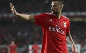 Sport lisboa e benfica, fk benfika (sh); Mixed Zone Benfica Lissabon Zum 37 Mal Fussball Meister In Portugal News Fussballdaten