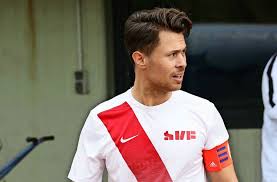 Nachlese Fußball: Nicht im Vollbesitz seiner Kräfte