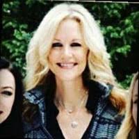 Brenda Hurst's Instagram, Twitter & Facebook