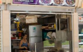 It has a wide variety of local foods, well ventilated and spacious food centre with many popular hawkers store. Telok Blangah Drive Food Centre Top 10 Restaurants To Eat The Best Food In