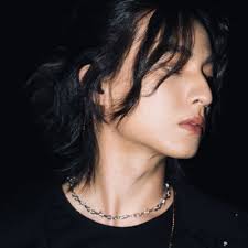 望川秋水 (@mewgulfjubjub)