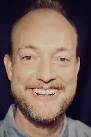 Gavin Cullen's Instagram, Twitter & Facebook