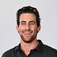 Angelo Castelli's Instagram, Twitter & Facebook