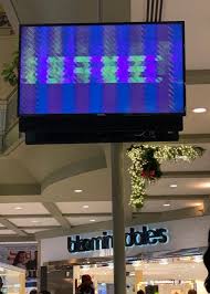 4k ultra hd or hd televisions: A Tv Screen Is Broken At Lenox Mall I Just Thought Of Putting It On Here At The Time Softwaregore