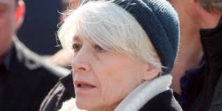 Françoise hardy — mon amie la rose 02:17. Francoise Hardy Se Dit A Moitie Sourde Apres Un Nouveau Cancer Le Point