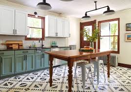 I Painted My Entire Kitchen With Chalk Paint Chalk Paint Kitchen Cabinets Chalk Paint Kitchen Painting Kitchen Cabinets