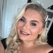 Lydia rowe (@Lydiarowe10)