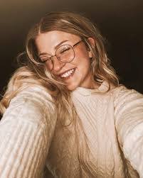 Clarissa Atkinson's Instagram, Twitter & Facebook