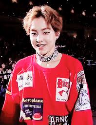 Netizens Discuss Good Looking Male Idols With Single Eyelids Exo Xiumin How To Look Better Kim Min Seok