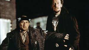 Macaulay culkin, catherine o'hara, joe pesci, daniel stern. 30 Jubilaum Zehn Funfacts Uber Kevin Allein Zu Haus Promiflash De