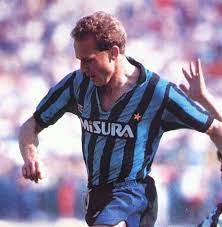 #rummenigge #inter #serieaprosegue la nostra carrellata dedicata ai più grandi campioni della serie a del passato nelle nostre mystery pills. File Kalle Rummenigge Inter Jpg Wikipedia