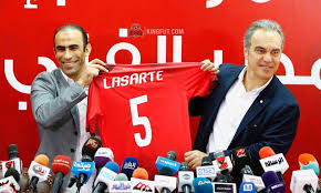 Martín bernardo lasarte arróspide (born 20 march 1961) is a uruguayan former footballer who played as a defender, currently the manager of the chile national team. Feature Was Martin Lasarte The Right Choice For Al Ahly Kingfut