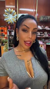 La Mora: Momentos de Felicidad y Amor