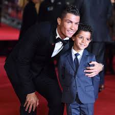 O dia que cristiano ronaldo jr chocou o mundo. X Davezucju4im