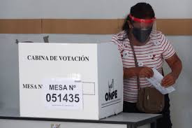 Pero ahí terminó lo razonable. Estados Unidos Destaca Recientes Elecciones Presidenciales En Peru Son Un Modelo De Democracia En La Region El Mostrador