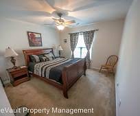 Stone creek ranch is a large planned community in south charlotte that sits on 440 acres just south of interstate 485. Stone Creek Ranch Apartments For Rent 63 Apartments Charlotte Nc Apartmentguide Com
