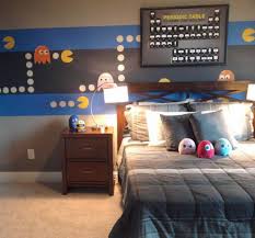 Creating A Video Game Themed Room Home Decorating Ideas Bedroom Setup Room Themes Bedroom Interior