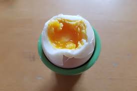 Die kochzeit für eier in der mittleren größe m beträgt: Eier Wachsweich Kochen So Gelingen Sie Am Besten