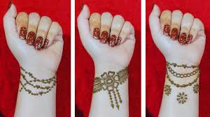 Beautiful Bracelet Tattoo Mehndi Design Stylish Wrist Tattoo Mehndi De Nel 2020 Design Per Tatuaggio All Henne Disegni Henne Mehandi Designs
