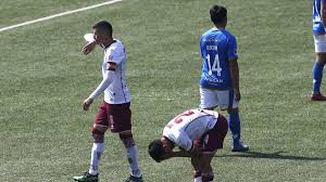 Parados de izquierda a derecha: Como Esta La Tabla Ponderada Del Descenso 2020 En El Futbol Chileno As Chile