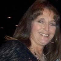 Loretta Grayson's Instagram, Twitter & Facebook