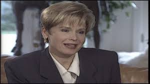 Karen Foss's Instagram, Twitter & Facebook