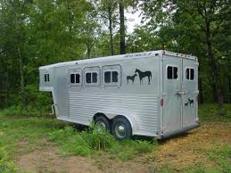 2002 longhorn (3) horse slant load gooseneck trailer with a front tack room that has saddle racks and bridle hooks. Buy Sell New Used Trailers 1997 Featherlite 3 Horse Slant Load At Trailershopper Com