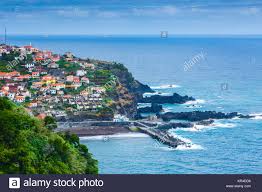Find the best pet friendly, beach, cabin, lake, or other vacation rentals for that perfect trip. Seixal Porto Moniz Madeira Portugal Europa Stockfotografie Alamy