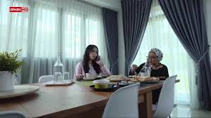 Alte episoade din cinta koko coklat / sezonul 1 disponibile gratuit, online si cu subtitrare: Cinta Koko Coklat Episod 19