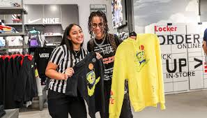 As a nike member, you get access to the unlock box for a surprise benefit. New York S Washington Heights Welcomes Foot Locker S Latest Power Store