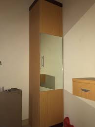 Toko furniture online jual lemari pakaian minimalis pintu dua 1 laci besar bawah. Custom Lemari Pakaian 1 Pintu Perabotan Rumah Di Carousell
