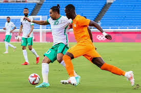 وضمت قائمة المنتخب السعودي كلًا من أمين بخاري ومحمد الربيعي وزيد البواردي في حراسة المرمى، بالإضافة إلى سعود عبدالحميد وحمد اليامي وخليفة الدوسري وعبدالإله. 03ud1cwb3ajfqm