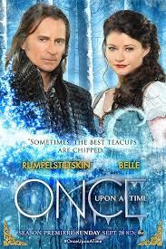 Nun, es vermischen sich die reale und die fiktionale welt miteinander. Rumpelstilzchen Und Belle Zieren Das Neue Once Upon A Time Plakat
