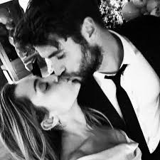 Miley cyrus and liam hemsworth secretly got married last night subscribe: Yeah Miley Cyrus And Liam Hemsworth Got Married