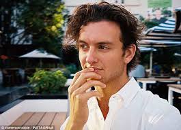 Cameron Robbie does not ask his famous sister Margot for money