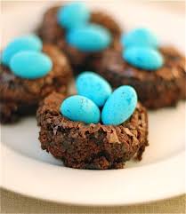 40 Easy Easter Desserts Lil Luna Idee Patisserie Dessert Paques Chocolat Paques