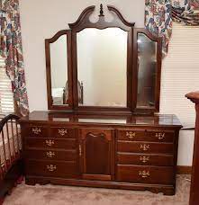 Thomasville Bedroom Furniture Discontinued Best Furniture Gallery Check More At Http Sea Thomasville Furniture Bedroom Interior Design Bedroom Bedroom Sets
