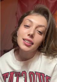 Should You Shave A Happy Trail