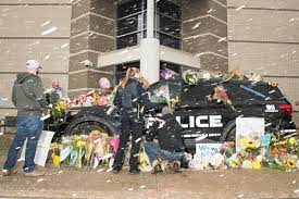 'multiple people killed' in boulder store shooting, incl. Jtdbwq5n9nc Tm