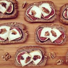 Bowl Spoon Tartines Grillees Aux Noix Alimentation Tartine Blog Recette