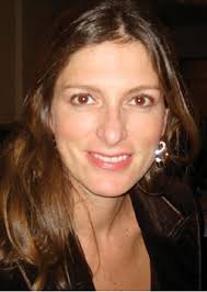 Vanessa Pons's Instagram, Twitter & Facebook