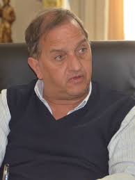 La SCPL en llamas: Linares rechaza los aumentos y sospecha que hay un plan  de privatización