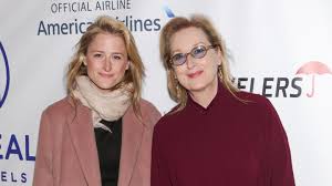 Streep transitioned to films in the 1970s and soon began earning major. Meryl Streep Sie Freut Sich Uber Ihr Erstes Enkelkind Gala De