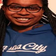 Alecia Bennett's Instagram, Twitter & Facebook