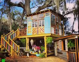 Articles about tree house retreat made repurposed materials on dwell.com. 18 Treehouse Interiors You Ll Love